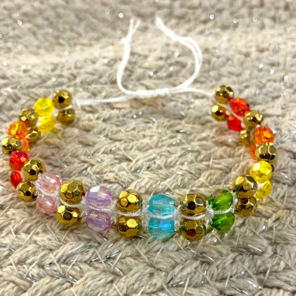 New Super Cute Multicolor Bling Macrame Bracelet Gold - Picture 4 of 8